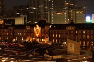 東京駅夜