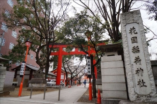 花園神社1